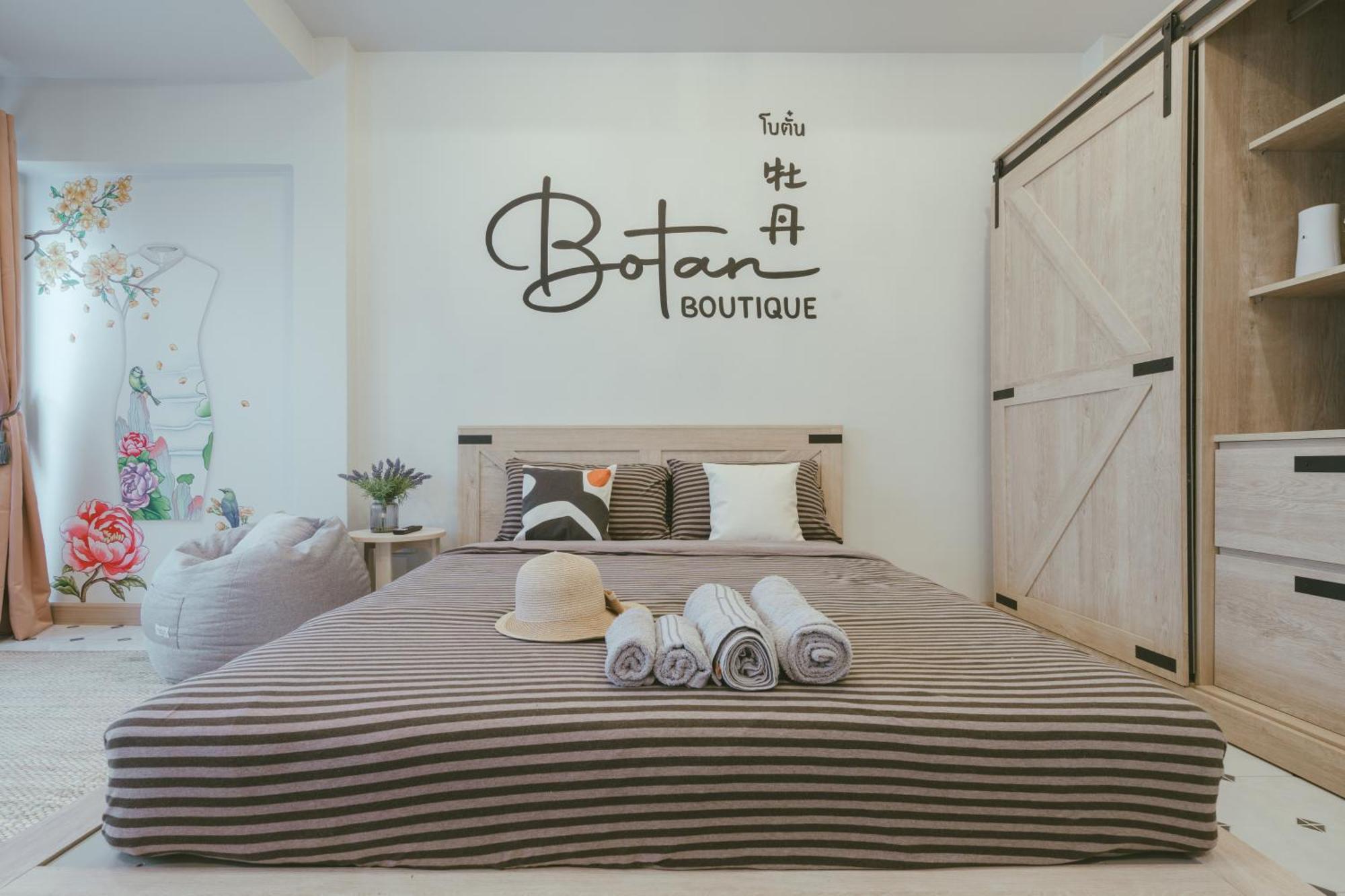 Botan Boutique Hotel Patong Kültér fotó
