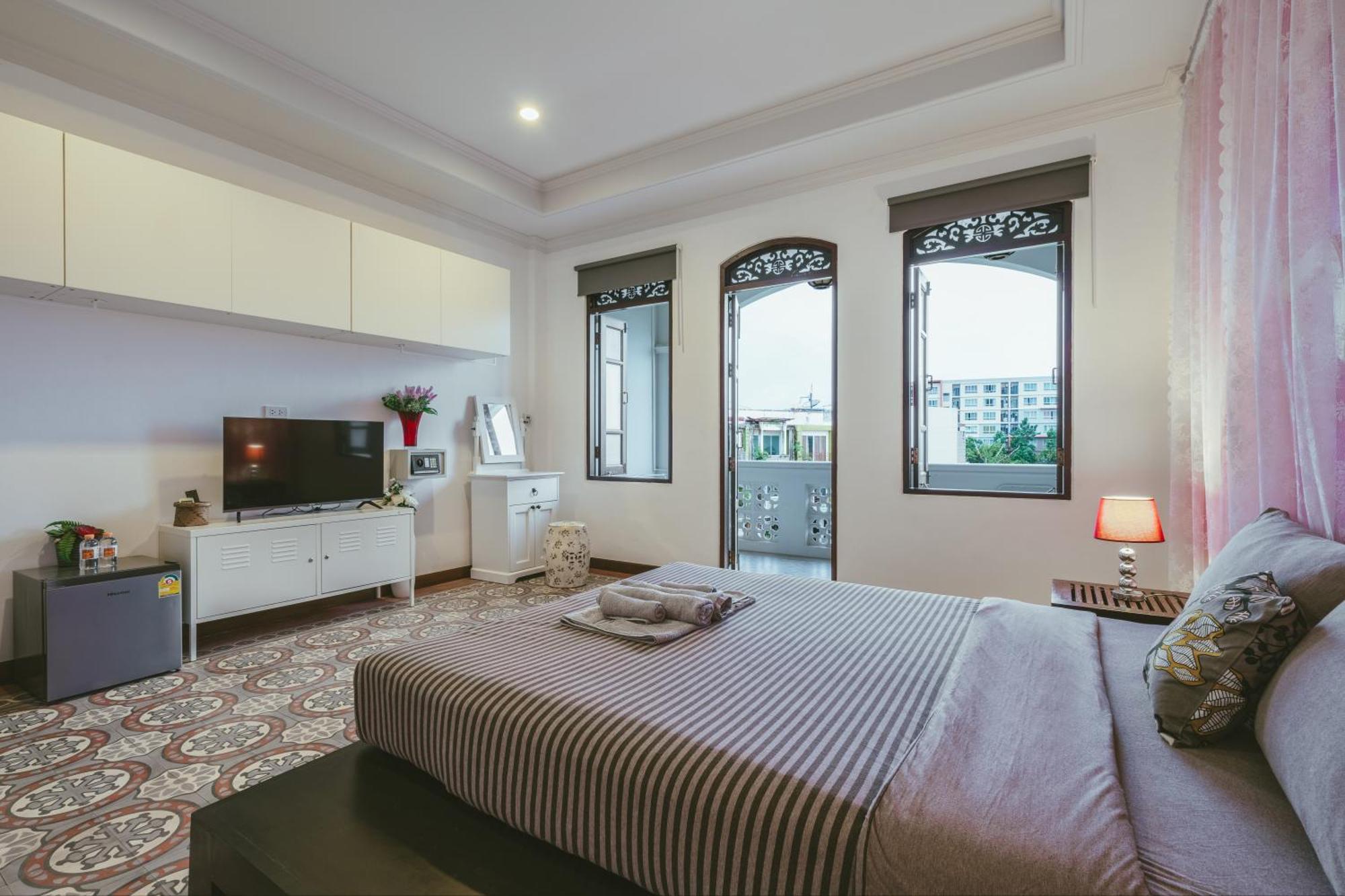 Botan Boutique Hotel Patong Kültér fotó